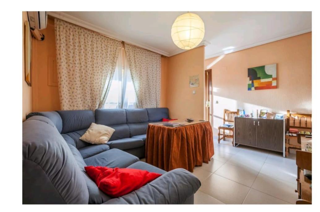 Piso Con Buena Red Wiffi Fibra Optica Alquiler De Habitaciones 塞维利亚 外观 照片