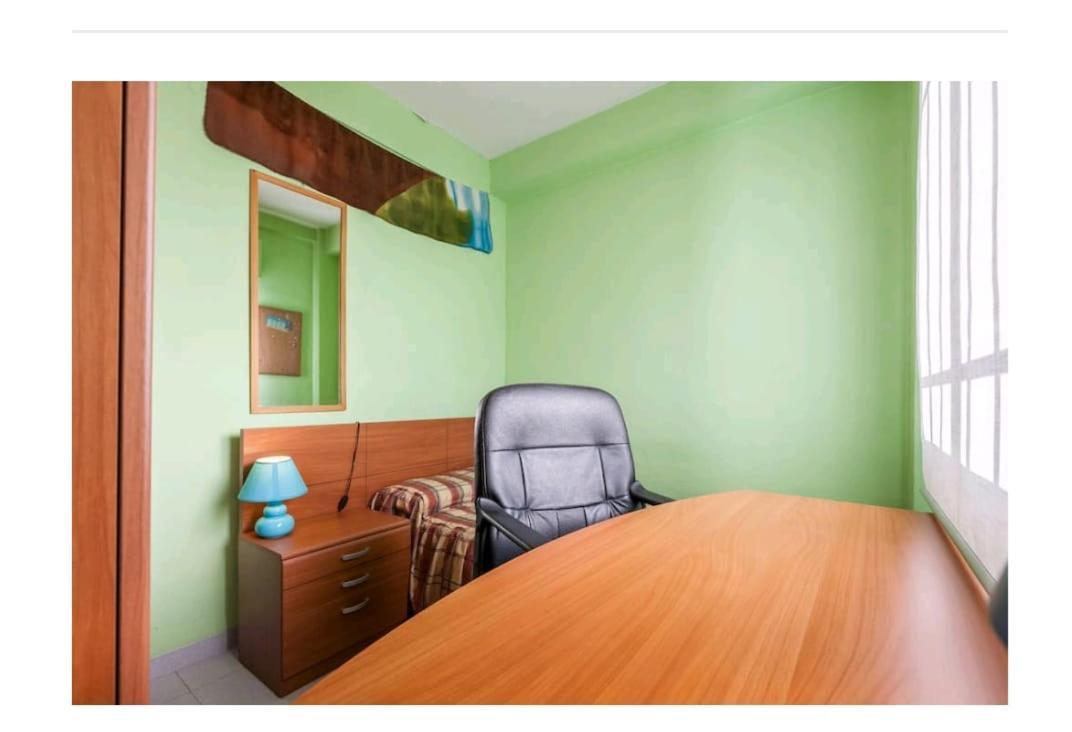 Piso Con Buena Red Wiffi Fibra Optica Alquiler De Habitaciones 塞维利亚 外观 照片